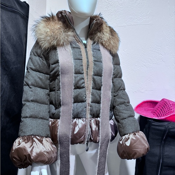 Moncler Grey Puffer Jacket with Fur Trim - Picture 1 of 14